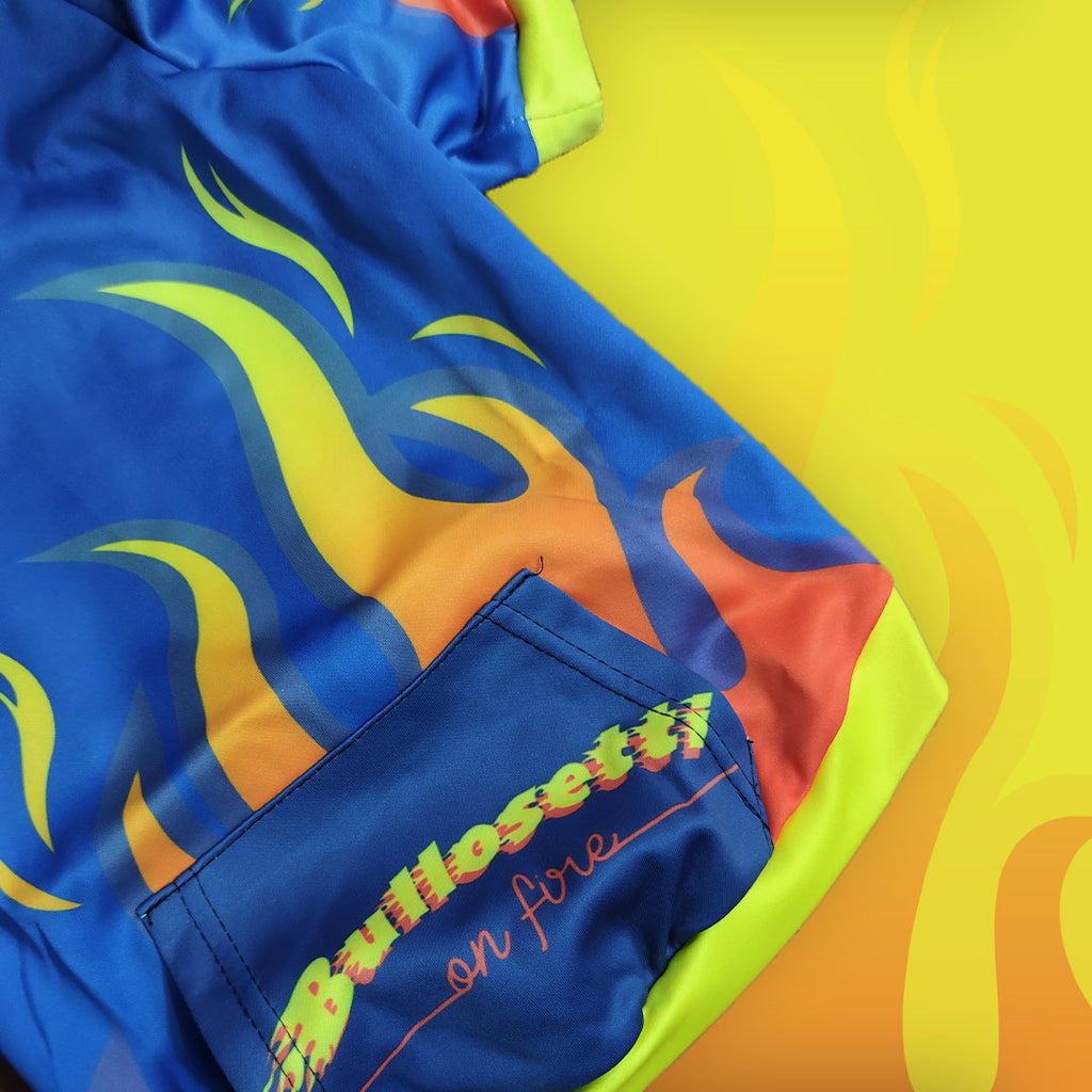 FIRE Kapuzenpullover – mit Reißverschluss und Ärmeln